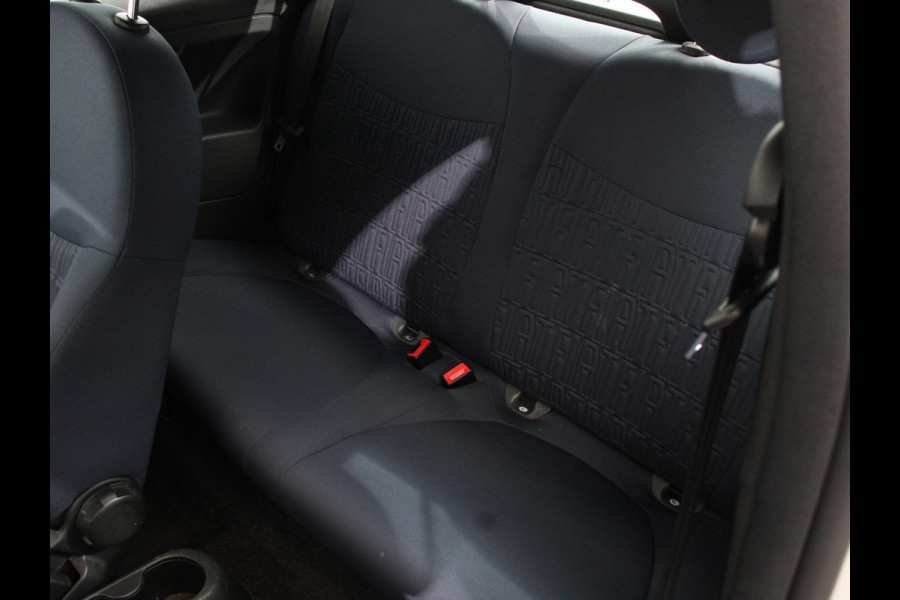 Fiat 500C 1.0 Hybrid Club | Airco | Lichtmetalen velgen | Dab | cruise Control | Touch screen