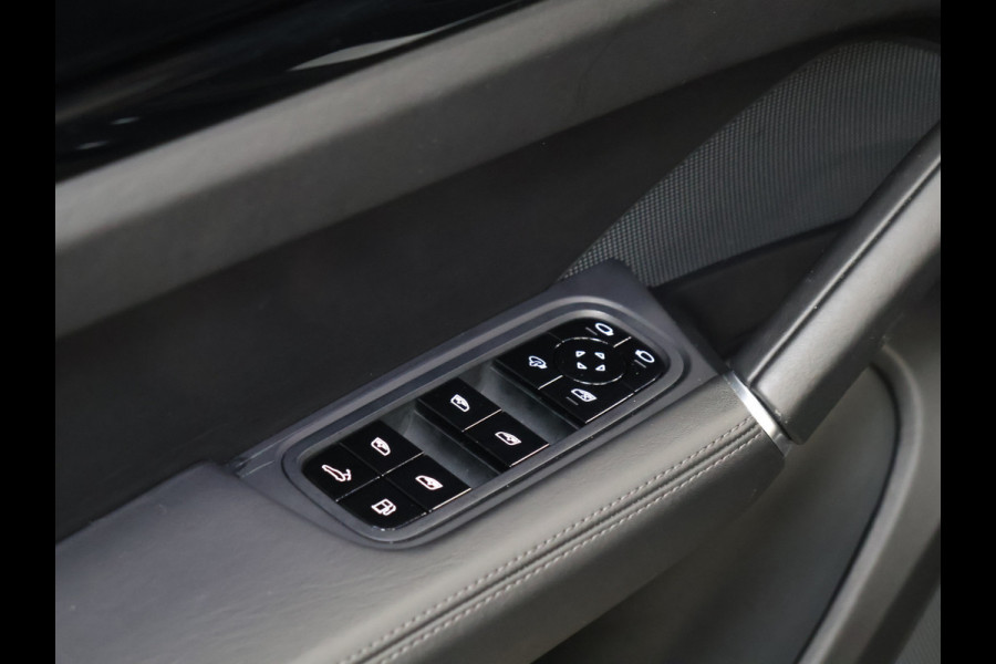 Porsche Cayenne 3.0 E-Hybrid [SPORT CHRONO, SPORT DESIGN, LED MATRIX PDLS PLUS, LUCHTVERING, SCHUIFKANTELDAK, TREKHAAK INKLAPBAAR, MEMORY SEATS, BOSE SOUND, STOELVERKOELING, HEAD-UP, APPLE CARPLAY, ANDROID, 360 CAMERA, A