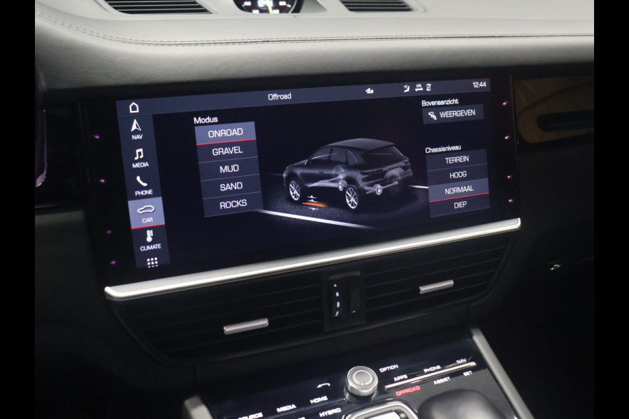 Porsche Cayenne 3.0 E-Hybrid [SPORT CHRONO, SPORT DESIGN, LED MATRIX PDLS PLUS, LUCHTVERING, SCHUIFKANTELDAK, TREKHAAK INKLAPBAAR, MEMORY SEATS, BOSE SOUND, STOELVERKOELING, HEAD-UP, APPLE CARPLAY, ANDROID, 360 CAMERA, A