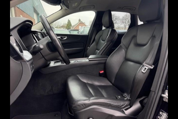 Volvo XC60 2.0 T5 Momentum - Dealer onderhouden - Trekhaak