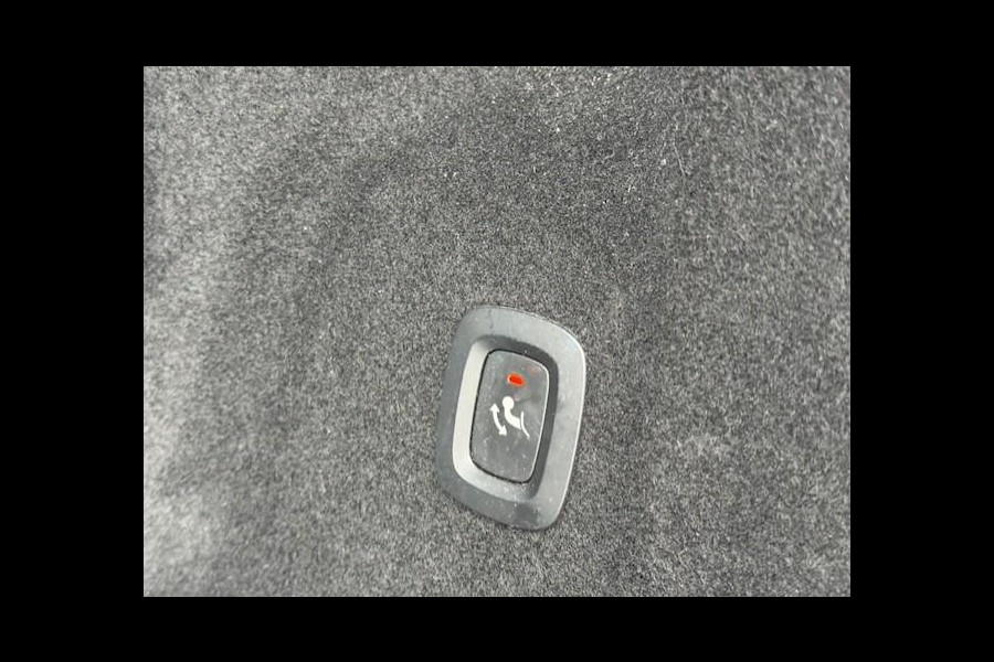 Volvo XC60 2.0 T5 Momentum - Dealer onderhouden - Trekhaak