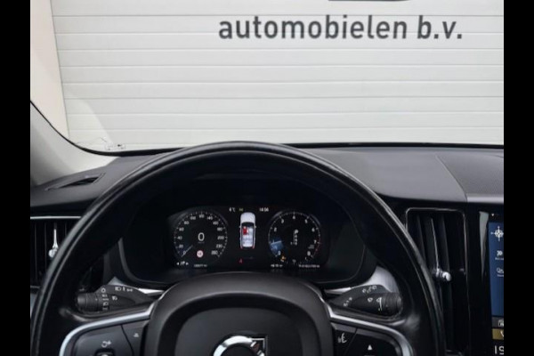 Volvo XC60 2.0 T5 Momentum - Dealer onderhouden - Trekhaak