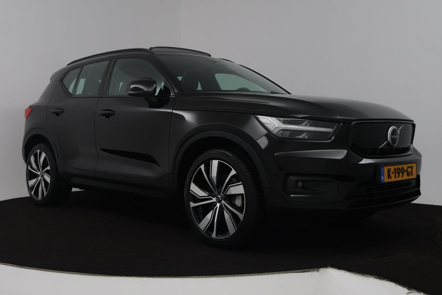 Volvo XC40 Recharge P8 AWD R-Design (PANORAMADAK, STUUR/STOEL VERWARMING, CAMERA, PARKEERSENSOREN, CRUISE CONTROL ADAPTIEF)