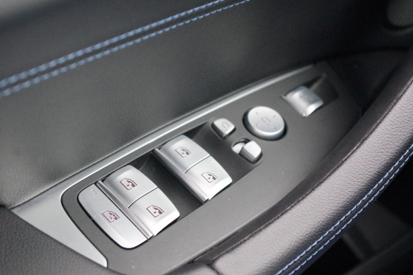 BMW X3 xDrive30e 293 PK High Executive M-Sport, Kuipstoelen, H/K Sound, Panoramadak, Adap. Cruise Control