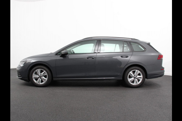 Volkswagen Golf Variant 1.5 eTSI 130pk DSG Life | Navigatie | Apple Carplay/Android Auto | Inklapbare trekhaak | Parkeersensoren | Adaptive Cruise Control | Stoel- en stuurverwarming | Climate Control | Lichtmetalen Velgen