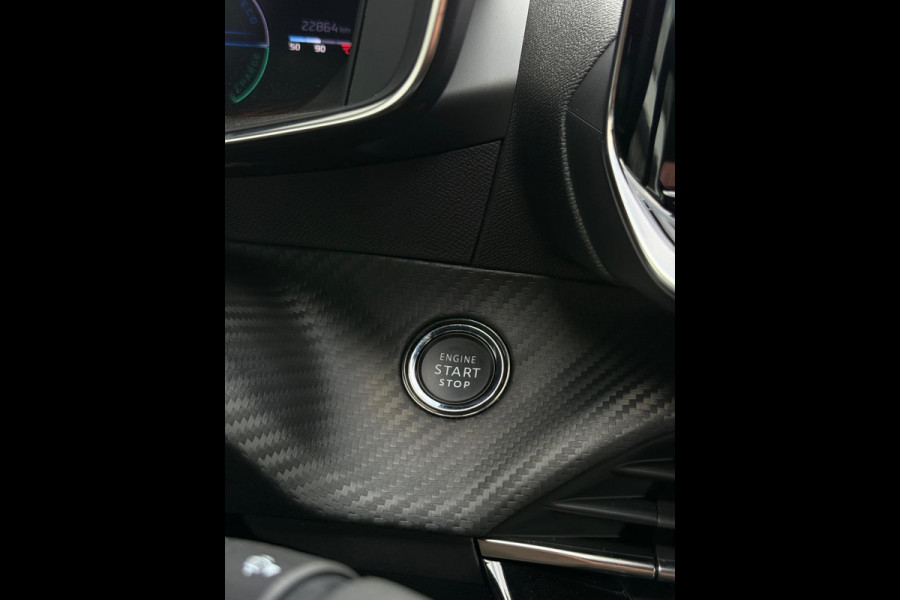 Peugeot 208 Hybrid 136 e-DCS6 GT Premium Panorama