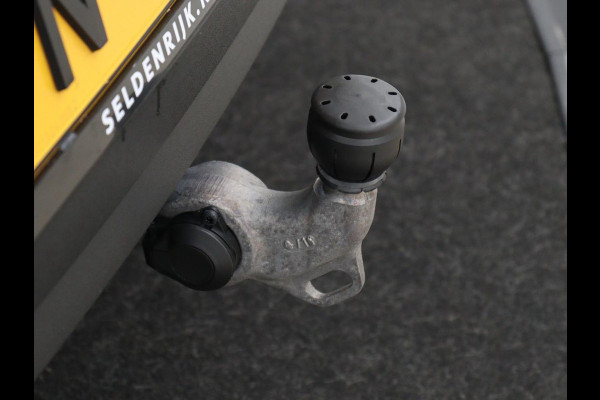 Polestar 2 Long Range Single Motor 78 kWh | SOH 90% | Trekhaak | Stoelverwarming | Carplay | Camera | Navigatie | Full LED | Memory