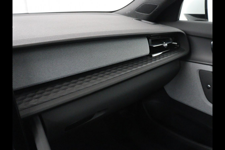 Polestar 2 Long Range Single Motor 78 kWh | SOH 90% | Trekhaak | Stoelverwarming | Carplay | Camera | Navigatie | Full LED | Memory