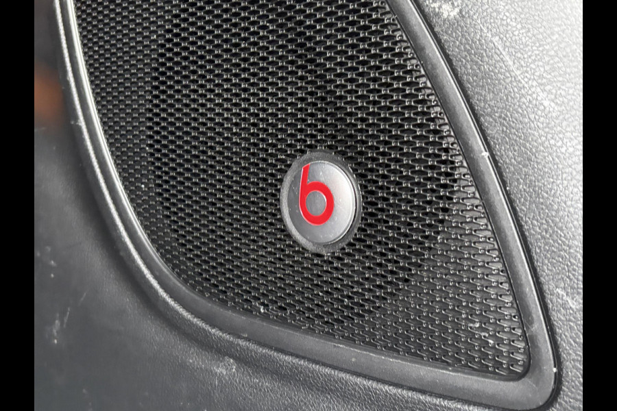 Jeep Compass 1.4 MultiAir Opening Edition Plus | Leder | Beats Audio | Stoel- & Stuurverwarming | Navigatie | Elek. Verstelbare Stoelen | Xenon |