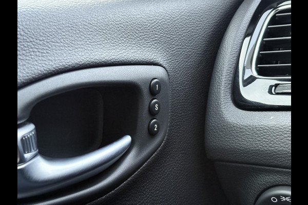 Jeep Compass 1.4 MultiAir Opening Edition Plus | Leder | Beats Audio | Stoel- & Stuurverwarming | Navigatie | Elek. Verstelbare Stoelen | Xenon |