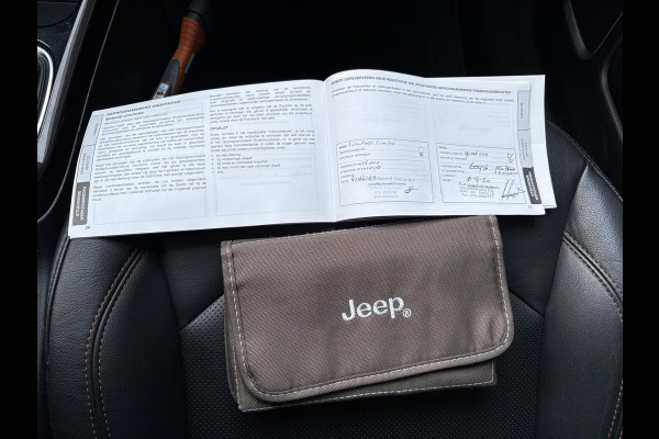 Jeep Compass 1.4 MultiAir Opening Edition Plus | Leder | Beats Audio | Stoel- & Stuurverwarming | Navigatie | Elek. Verstelbare Stoelen | Xenon |