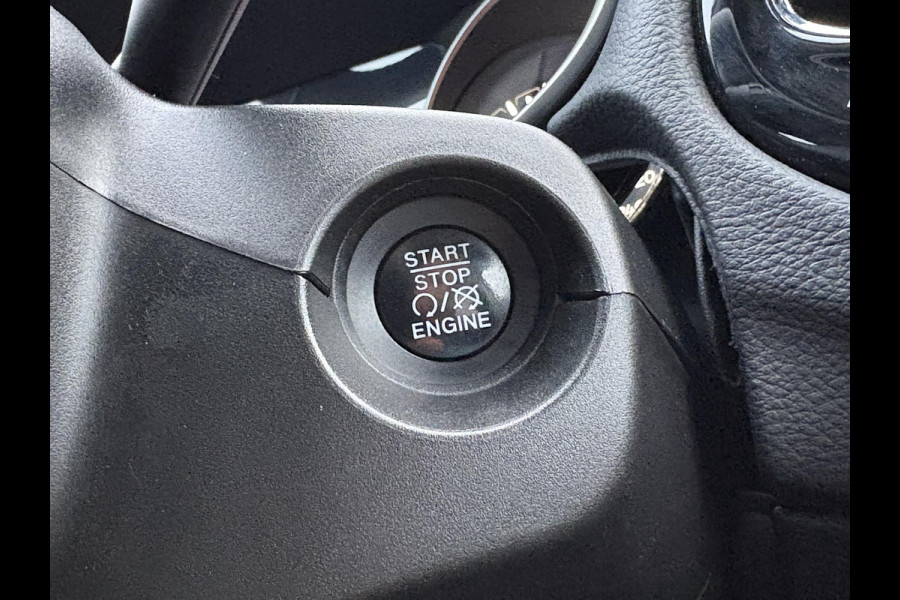 Jeep Compass 1.4 MultiAir Opening Edition Plus | Leder | Beats Audio | Stoel- & Stuurverwarming | Navigatie | Elek. Verstelbare Stoelen | Xenon |