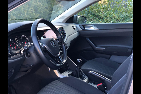 Volkswagen Polo 1.0 TSI Comfortline RIJKLAAR! | Navi, Carplay/Android, ACC, Airco | 1e Eigenaar | NAP | NIEUWE Allseason banden! |
