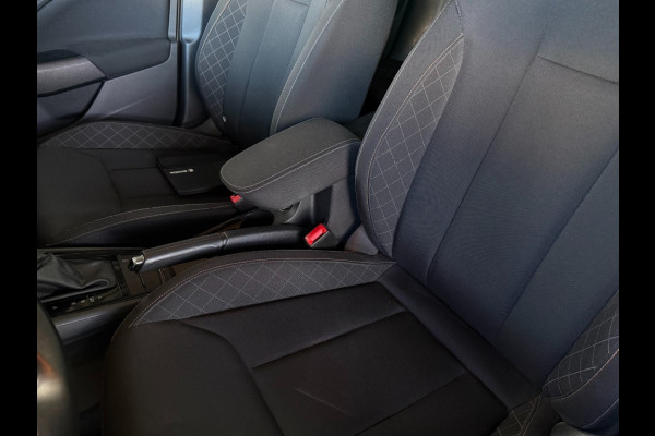 Škoda Kamiq 1.0 TSI110pk autom/panoramadak/camera/black optic/trekhaak/climate control/apple/android carplay