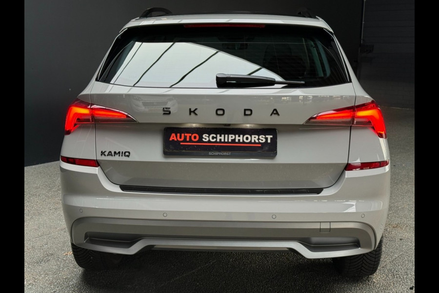 Škoda Kamiq 1.0 TSI110pk autom/panoramadak/camera/black optic/trekhaak/climate control/apple/android carplay