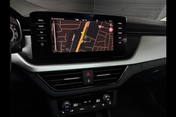 Škoda Kamiq 1.0 TSI110pk autom/panoramadak/camera/black optic/trekhaak/climate control/apple/android carplay