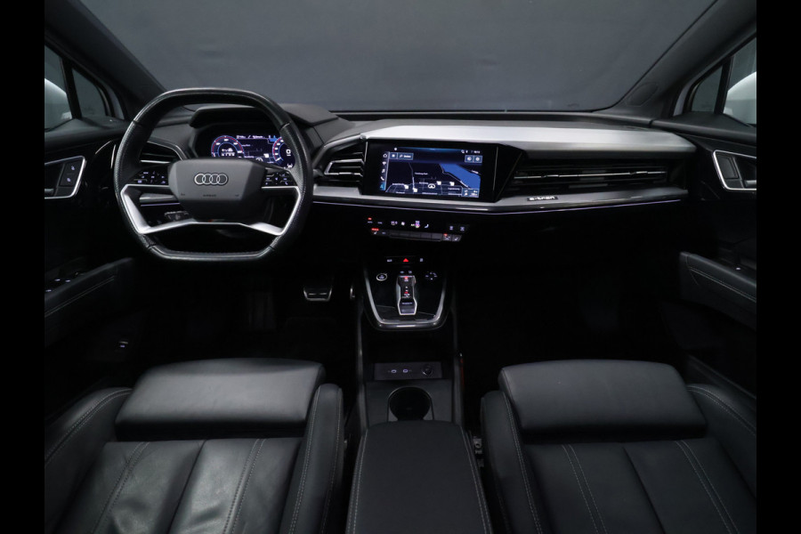 Audi Q4 e-tron 40 Launch edition S Competition 77 kWh [SCHUIFDAK, APPLE CARPLAY, VIRTUAL COCKPIT, STOELVERWARMING, CAMERA, NIEUWSTAAT]