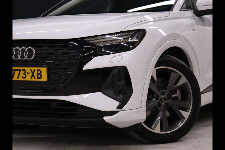 Audi Q4 e-tron 40 Launch edition S Competition 77 kWh [SCHUIFDAK, APPLE CARPLAY, VIRTUAL COCKPIT, STOELVERWARMING, CAMERA, NIEUWSTAAT]