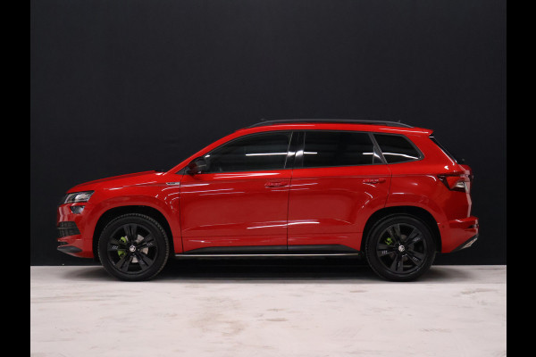 Škoda Karoq 1.5 TSI ACT Sportline Business [SCHUIFDAK, APPLE CARPLAY, ANDROID AUTO, CAMERA, STOELVERWARMING, KOFFERKLEP ELEKTRISCH, NIEUWSTAAT]