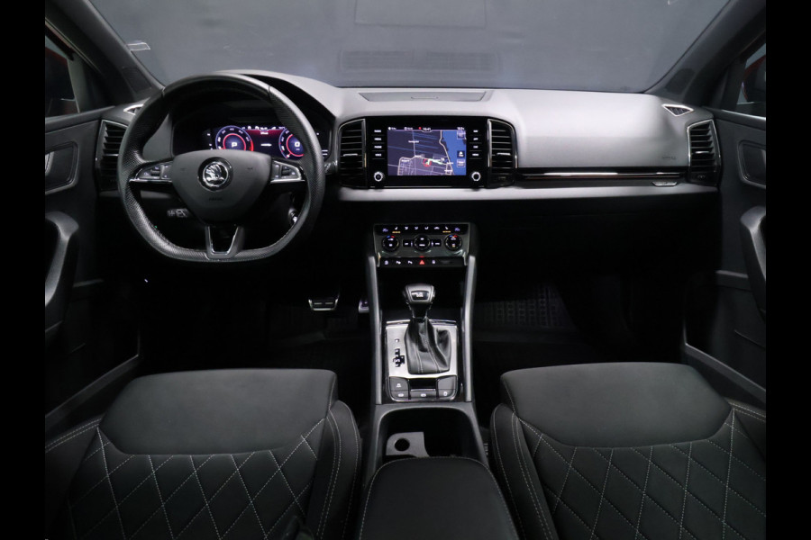 Škoda Karoq 1.5 TSI ACT Sportline Business [SCHUIFDAK, APPLE CARPLAY, ANDROID AUTO, CAMERA, STOELVERWARMING, KOFFERKLEP ELEKTRISCH, NIEUWSTAAT]