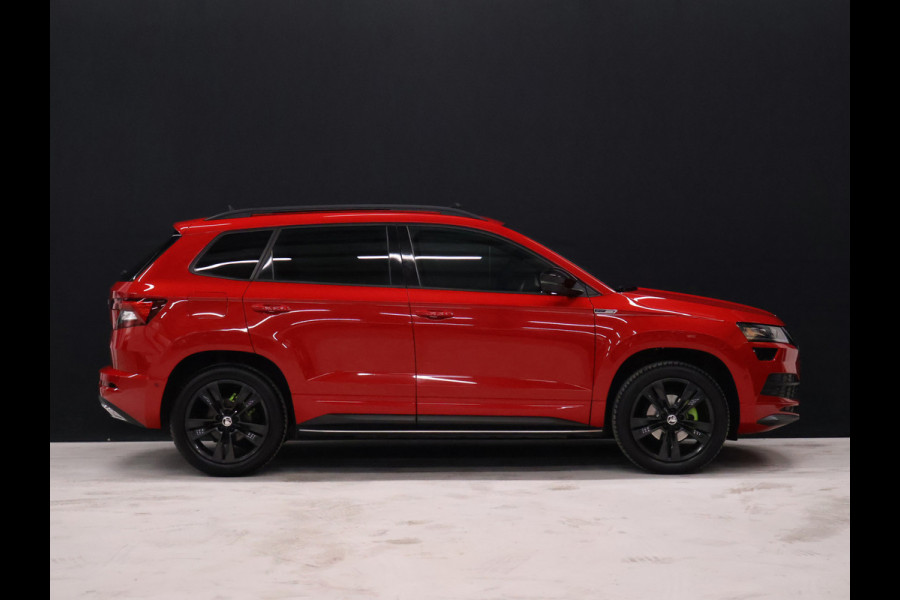 Škoda Karoq 1.5 TSI ACT Sportline Business [SCHUIFDAK, APPLE CARPLAY, ANDROID AUTO, CAMERA, STOELVERWARMING, KOFFERKLEP ELEKTRISCH, NIEUWSTAAT]