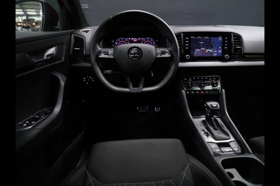 Škoda Karoq 1.5 TSI ACT Sportline Business [SCHUIFDAK, APPLE CARPLAY, ANDROID AUTO, CAMERA, STOELVERWARMING, KOFFERKLEP ELEKTRISCH, NIEUWSTAAT]