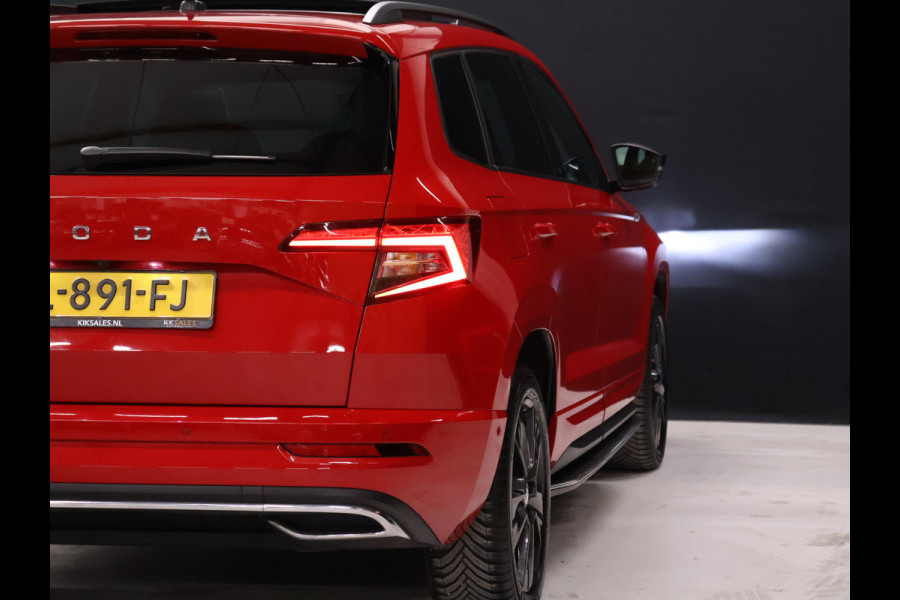 Škoda Karoq 1.5 TSI ACT Sportline Business [SCHUIFDAK, APPLE CARPLAY, ANDROID AUTO, CAMERA, STOELVERWARMING, KOFFERKLEP ELEKTRISCH, NIEUWSTAAT]