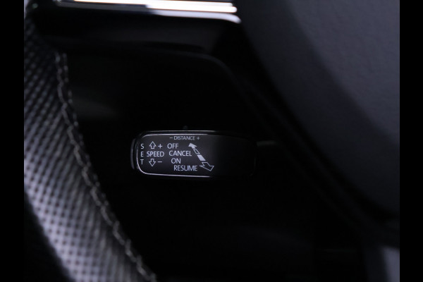 Škoda Karoq 1.5 TSI ACT Sportline Business [SCHUIFDAK, APPLE CARPLAY, ANDROID AUTO, CAMERA, STOELVERWARMING, KOFFERKLEP ELEKTRISCH, NIEUWSTAAT]