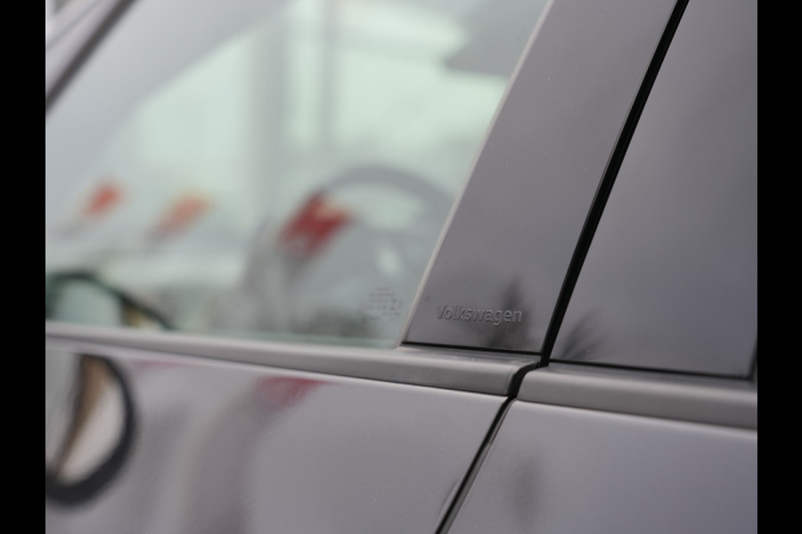 Volkswagen ID.3 First Plus 58 kWh SOH 91% | IQ Lights | Camera | Stoelverwarming | Android/Apple Carplay