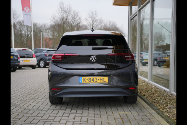 Volkswagen ID.3 First Plus 58 kWh SOH 91% | IQ Lights | Camera | Stoelverwarming | Android/Apple Carplay