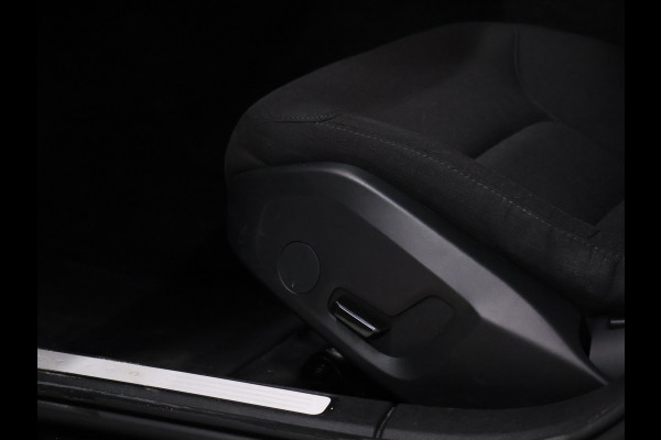 Volvo V60 2.0 B3 Sport [APPLE CARPLAY, ANDROID AUTO, VIRTUAL COCKPIT, LANE ASSIST, DODE HOEK DETECTIE, NIEUWSTAAT]