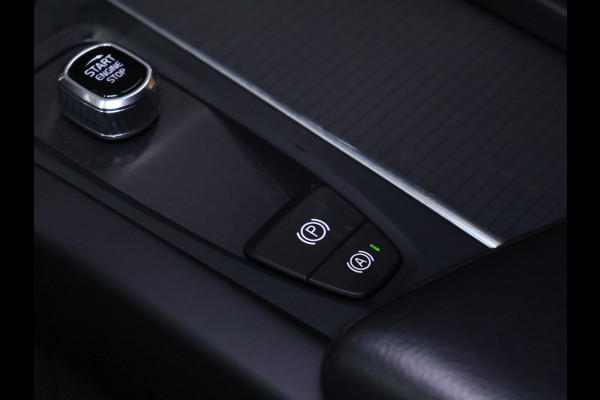 Volvo V60 2.0 B3 Sport [APPLE CARPLAY, ANDROID AUTO, VIRTUAL COCKPIT, LANE ASSIST, DODE HOEK DETECTIE, NIEUWSTAAT]