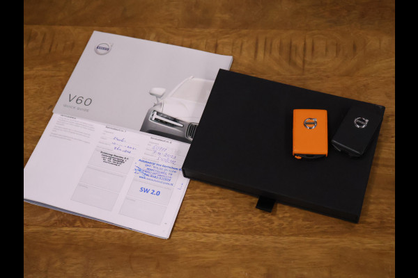 Volvo V60 2.0 B3 Sport [APPLE CARPLAY, ANDROID AUTO, VIRTUAL COCKPIT, LANE ASSIST, DODE HOEK DETECTIE, NIEUWSTAAT]