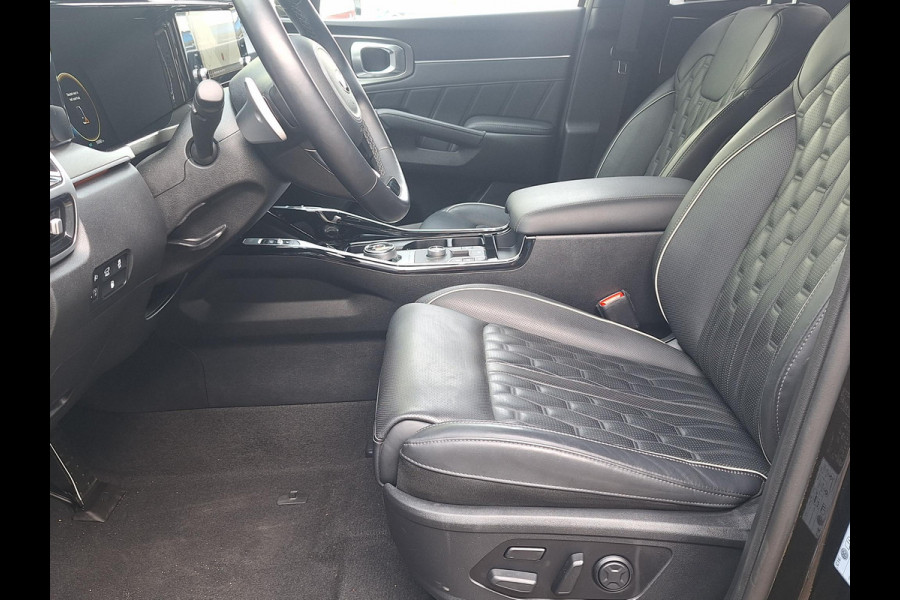 Kia Sorento 1.6 T-GDI Plug-in Hybrid 4WD ExecutiveLine Sky | Pano | Vol Leder | Trekhaak | Dealer Onderhouden! |