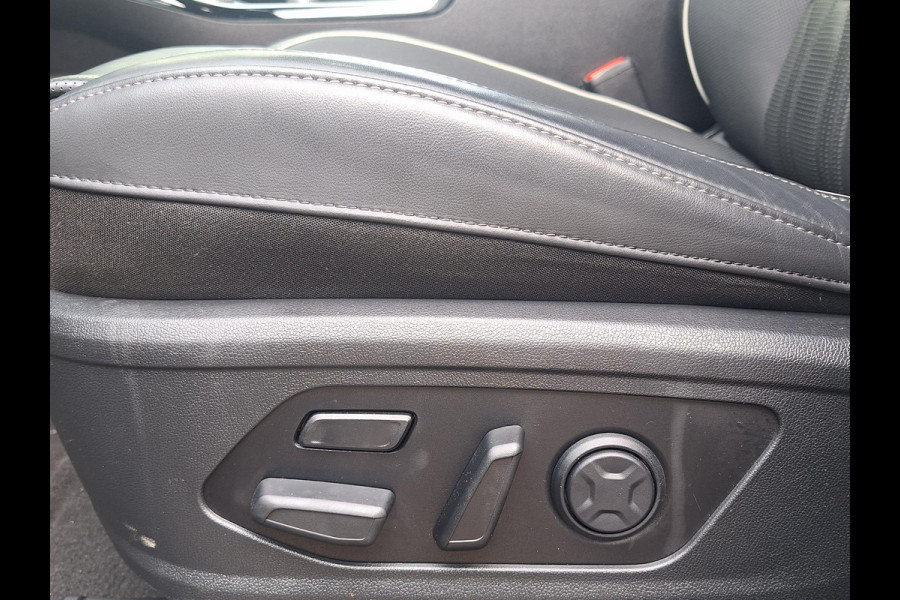 Kia Sorento 1.6 T-GDI Plug-in Hybrid 4WD ExecutiveLine Sky | Pano | Vol Leder | Trekhaak | Dealer Onderhouden! |
