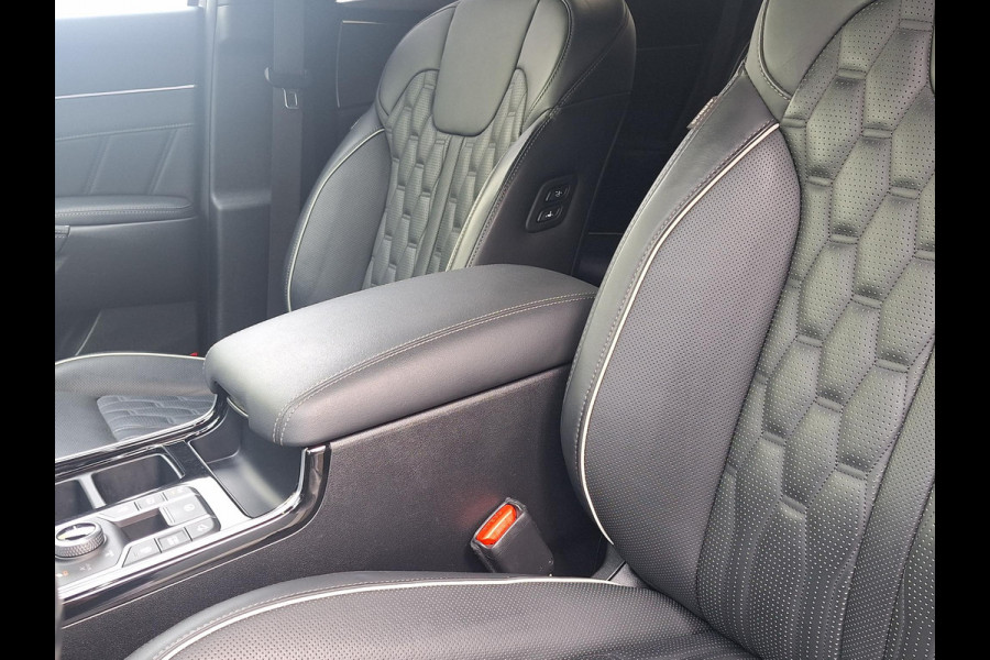 Kia Sorento 1.6 T-GDI Plug-in Hybrid 4WD ExecutiveLine Sky | Pano | Vol Leder | Trekhaak | Dealer Onderhouden! |