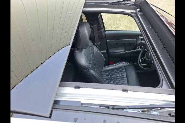 Kia Sorento 1.6 T-GDI Plug-in Hybrid 4WD ExecutiveLine Sky | Pano | Vol Leder | Trekhaak | Dealer Onderhouden! |