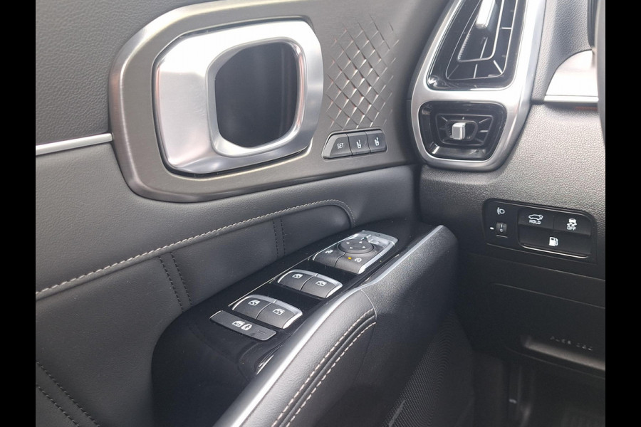 Kia Sorento 1.6 T-GDI Plug-in Hybrid 4WD ExecutiveLine Sky | Pano | Vol Leder | Trekhaak | Dealer Onderhouden! |