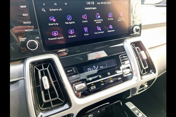 Kia Sorento 1.6 T-GDI Plug-in Hybrid 4WD ExecutiveLine Sky | Pano | Vol Leder | Trekhaak | Dealer Onderhouden! |