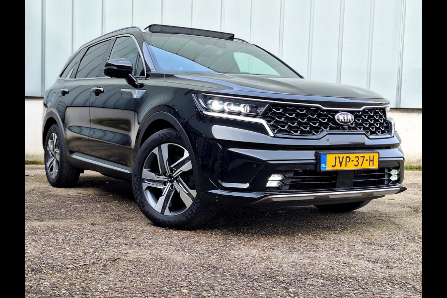Kia Sorento 1.6 T-GDI Plug-in Hybrid 4WD ExecutiveLine Sky | Pano | Vol Leder | Trekhaak | Dealer Onderhouden! |