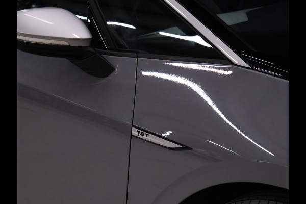 Volkswagen ID.3 First Plus 58 kWh [CAMERA, APPLE CARPLAY, ANDROID AUTO, STOELVERWARMING, NIEUWSTAAT]