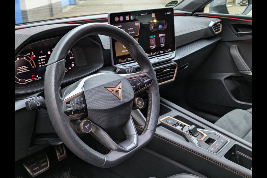 CUPRA Leon Sportstourer 1.5 TSI e-Hybrid VZ Performance|Memory|Adapt-Cruise|Keyless-Entry|Matrix-LED|Stoel/Stuurverw|Trekhaak