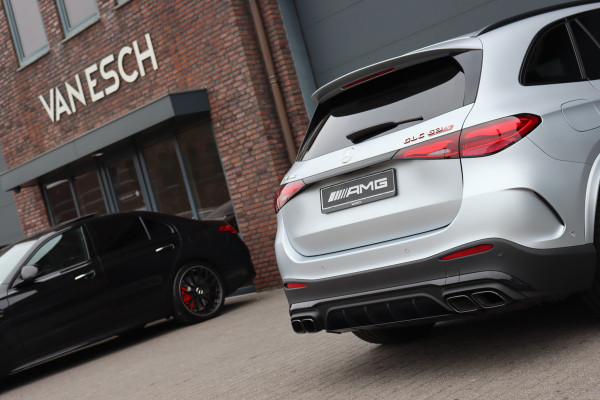 Mercedes-Benz GLC AMG 63 S E Performance Aut9 | 680pk | Achterasbesturing | AMG Drivers Package | Distronic+ | Carbon | Trekhaak | HUD | Burmester | Nappa Leder | Verwarmd Stuurwiel |