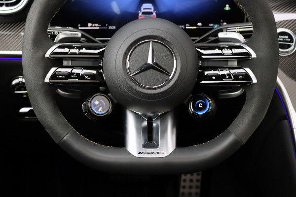 Mercedes-Benz GLC AMG 63 S E Performance Aut9 | 680pk | Achterasbesturing | AMG Drivers Package | Distronic+ | Carbon | Trekhaak | HUD | Burmester | Nappa Leder | Verwarmd Stuurwiel |