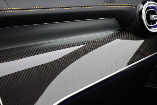 Mercedes-Benz GLC AMG 63 S E Performance Aut9 | 680pk | Achterasbesturing | AMG Drivers Package | Distronic+ | Carbon | Trekhaak | HUD | Burmester | Nappa Leder | Verwarmd Stuurwiel |