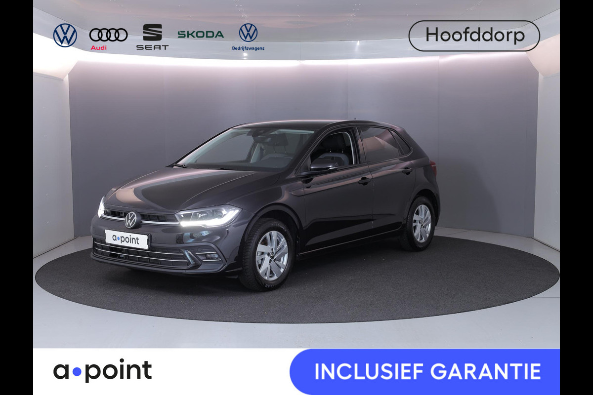 Volkswagen Polo 1.0 TSI Style 95 pk Automaat (DSG) | Navigatie | Parkeersensoren | Adaptieve cruise control | Matrix LED koplampen | Stoelverwarming |