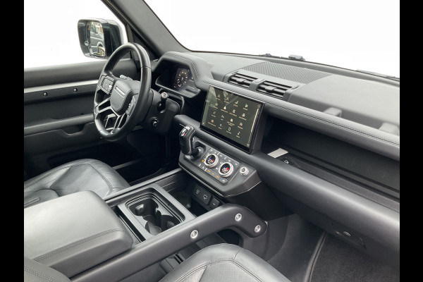 Land Rover Defender 110 2.0 P400e 110 X-Dynamic HSE Pano Full Navi Trekhaak Meridian