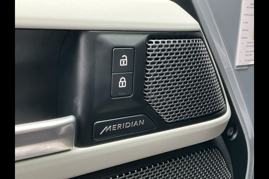 Land Rover Defender 110 2.0 P400e 110 X-Dynamic HSE Pano Full Navi Trekhaak Meridian