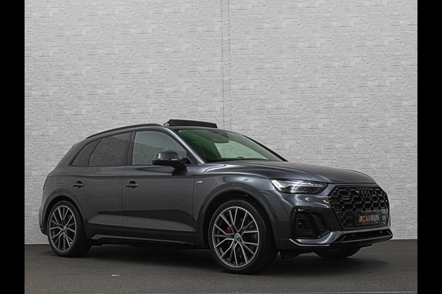 Audi Q5 300pk Hybrid S-Line | Luchtvering | Panorama | ACC | B&O Sound | Massage | Trekhaak | Matrix-LED | Head-Up | Sfeerverlichting | Leder | ISO-Glas | 3-Zone Clima | Standkachel | Bekerhouder Koeling/Verwarming | Stoelverwarming V+A | Zwarte Hemel | Carplay | Zonwering |