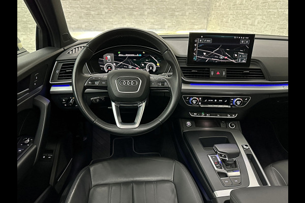 Audi Q5 300pk Hybrid S-Line | Luchtvering | Panorama | ACC | B&O Sound | Massage | Trekhaak | Matrix-LED | Head-Up | Sfeerverlichting | Leder | ISO-Glas | 3-Zone Clima | Standkachel | Bekerhouder Koeling/Verwarming | Stoelverwarming V+A | Zwarte Hemel | Carplay | Zonwering |